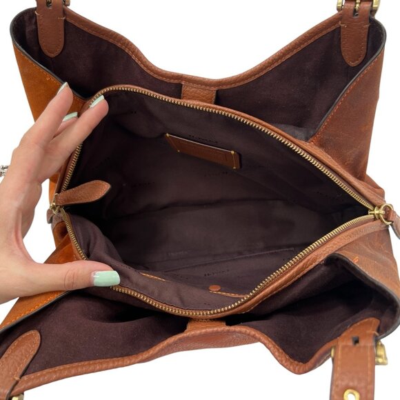 Coach Pebbled Leather Suede Lori Shoulder Bag With Gold Hardware & Zipper Pocket - Picture 13 of 16